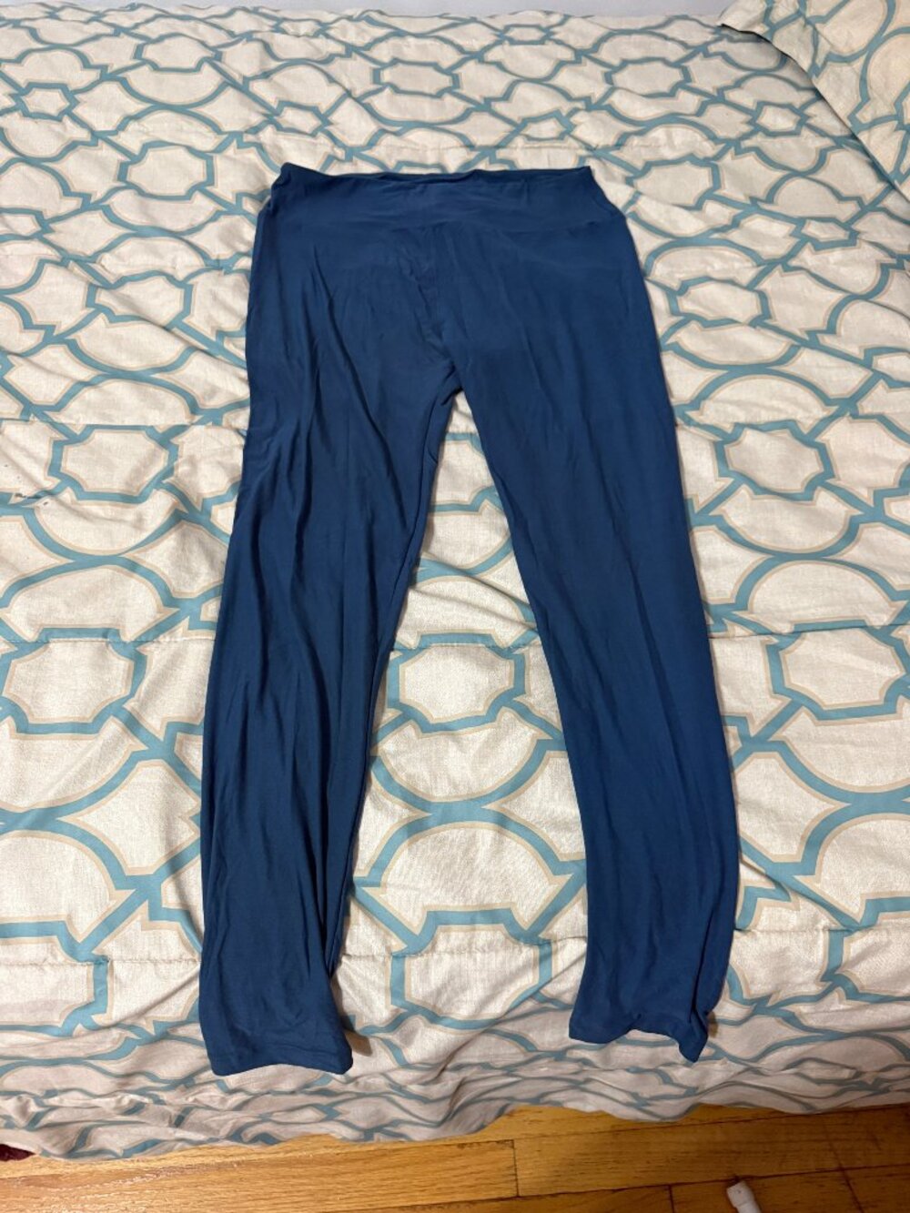 NWOT LuLaRoe Solid Navy Leggings Tall & Curvy 💙